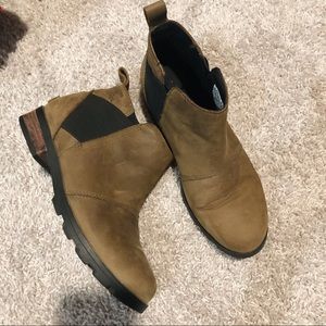 Sleek Waterproof Chelsea Boot